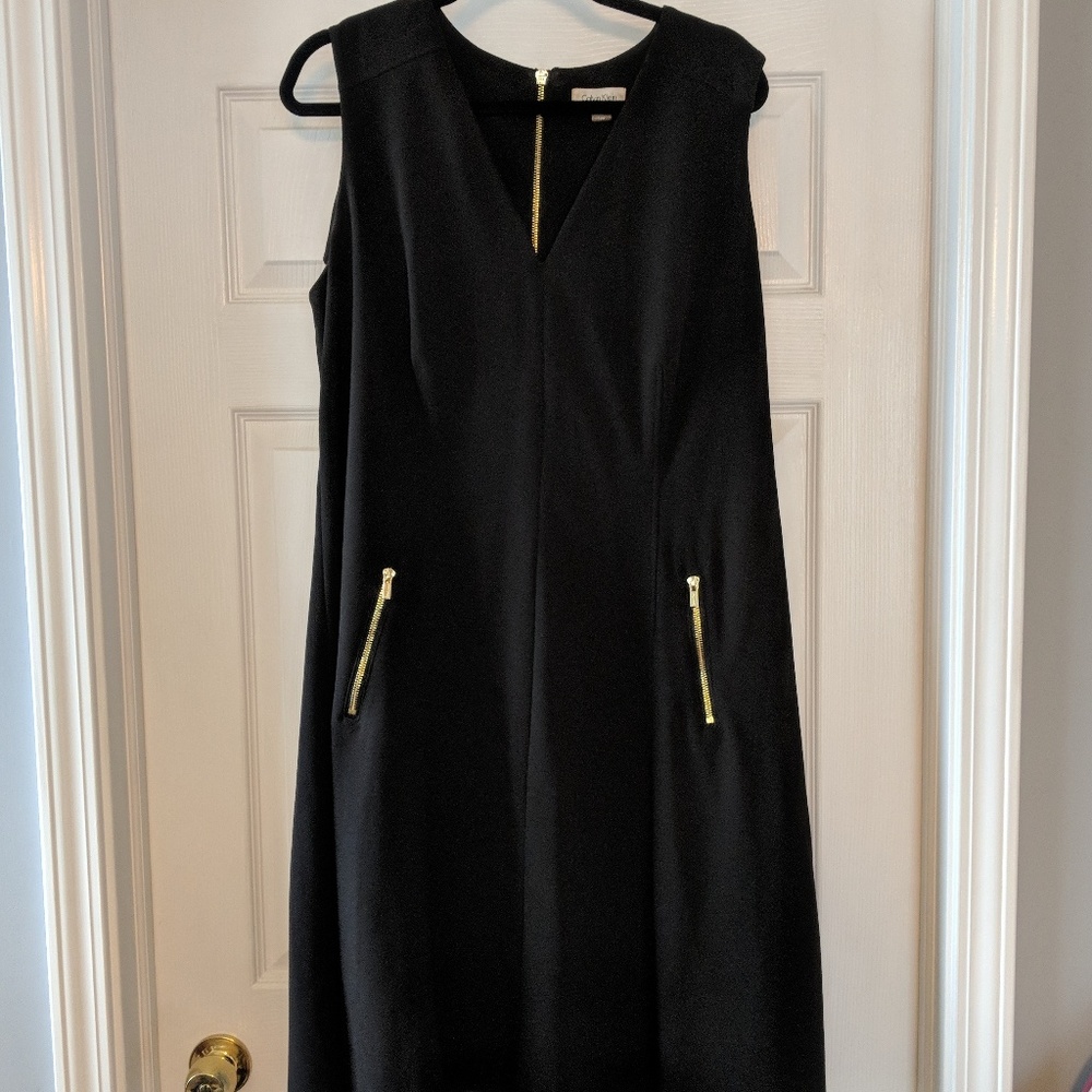 Calvin Klein Size 16W Black Dress w/ Gold Zippers